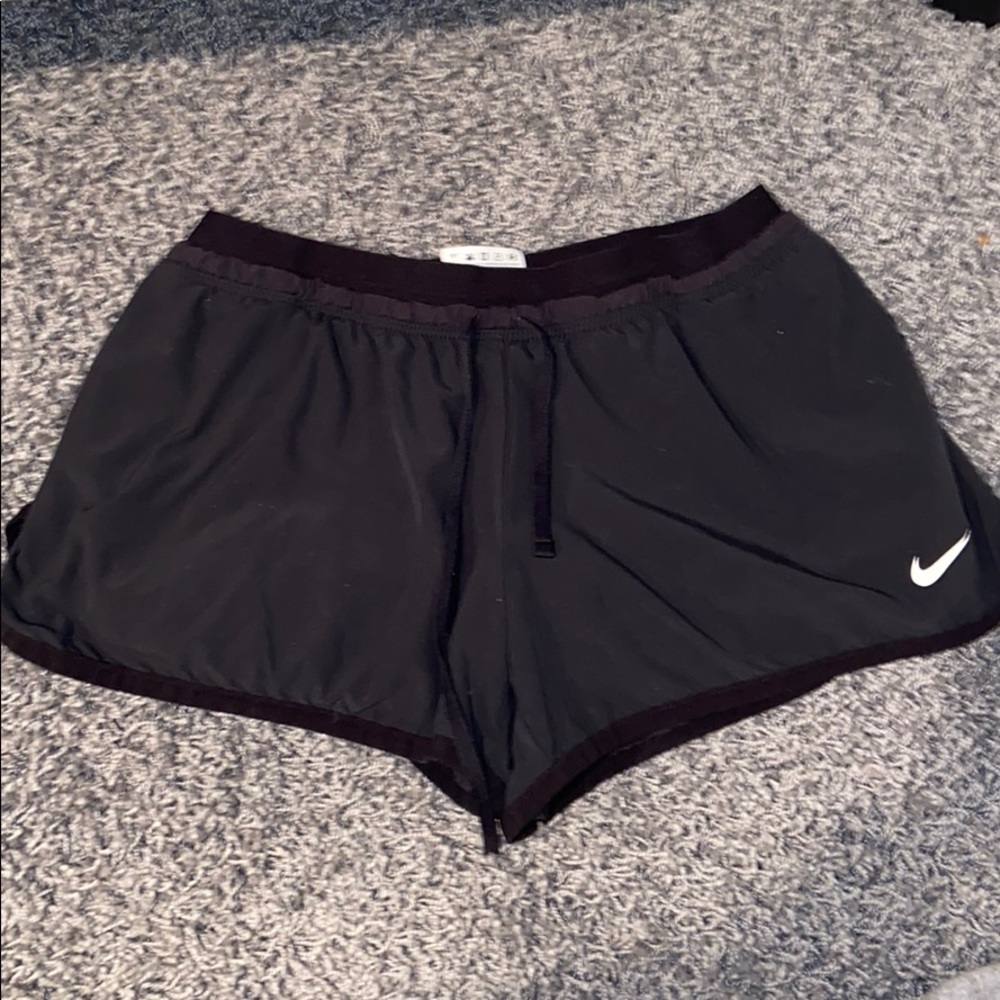 Black Nike shorts